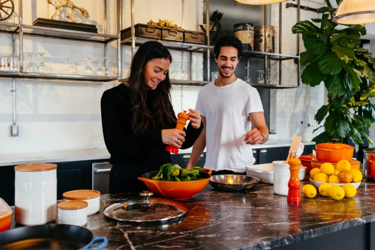 Urob si sám vonkajšiu kuchyňu: Ako si postaviť letnú kuchyňu?